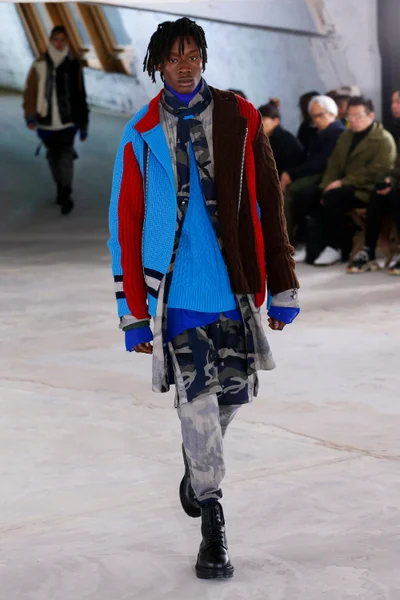 Look 44